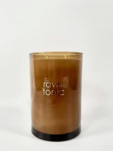 RAW-AND-TONIC-ACAM30-soy-candle-in-amber-jar-with-lid-chamomile-30oz-1-225x300